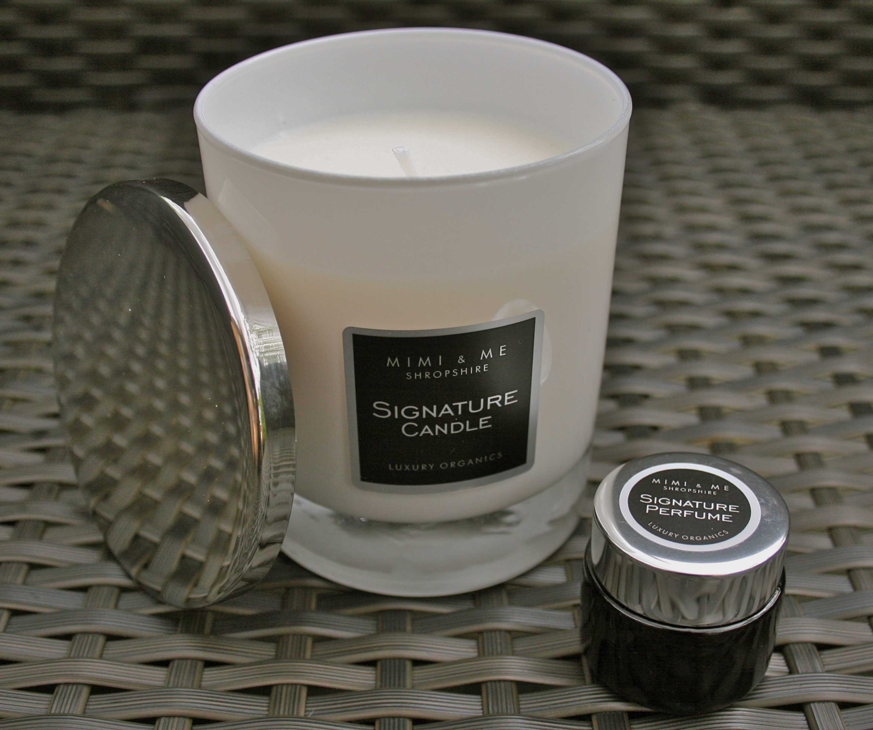 Organic, handmade perfume and candles from Nicola Sacco Organics